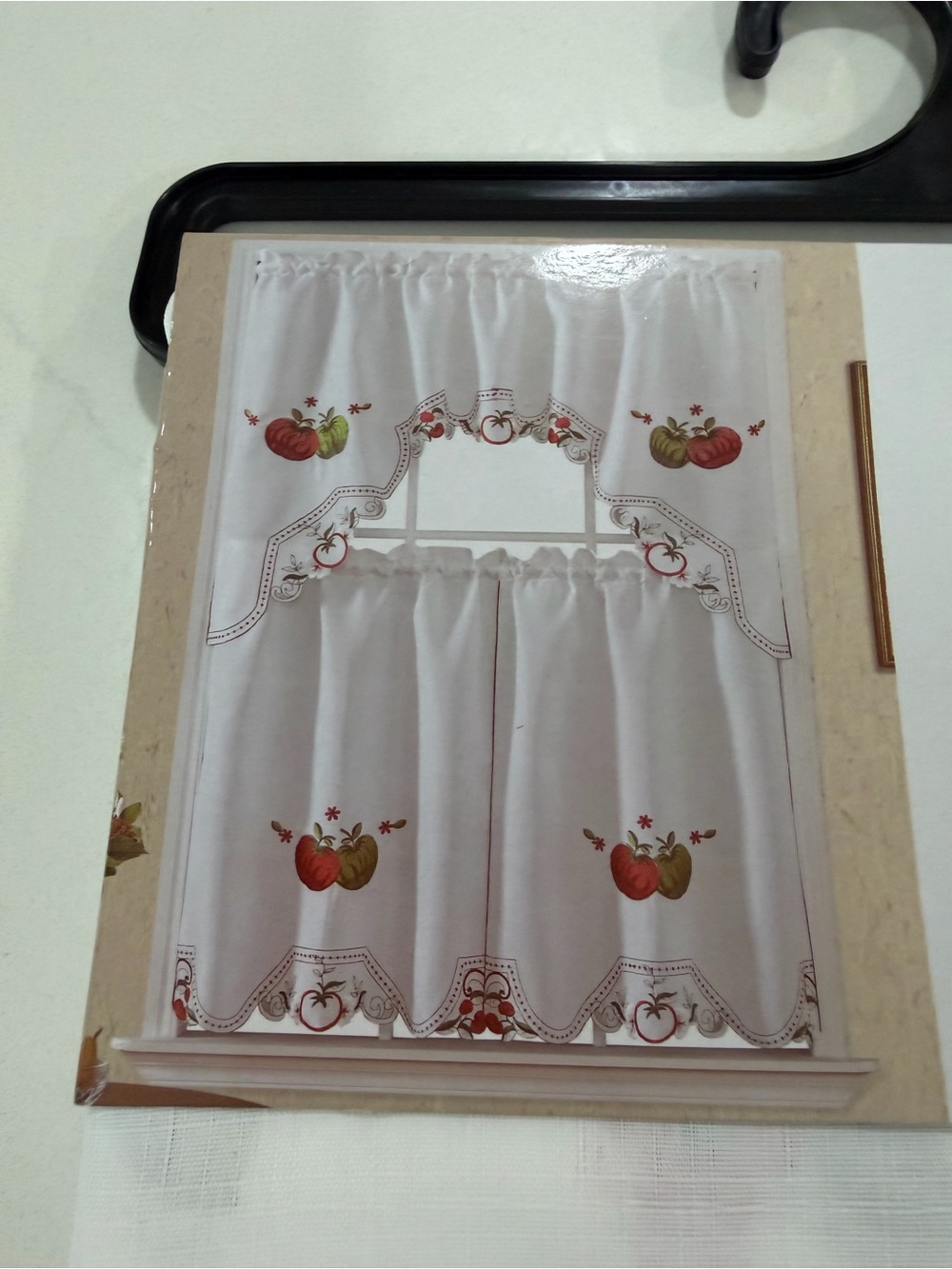Kitchen Window Tier and Valance Set - White with Red & Green Apple Motif